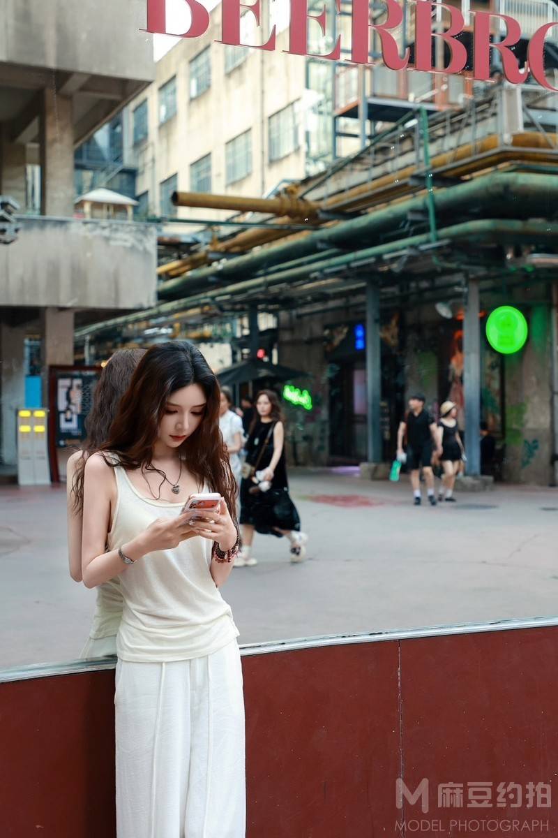 纪实模特