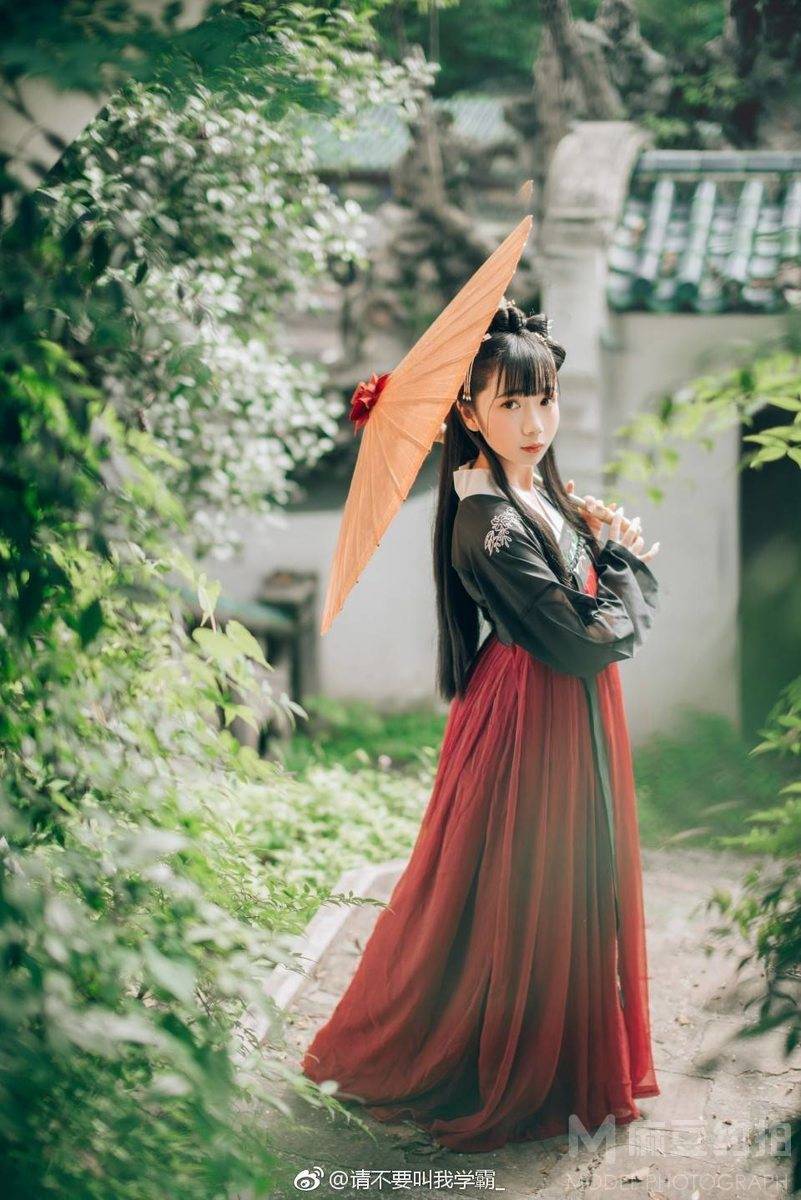 汉服模特