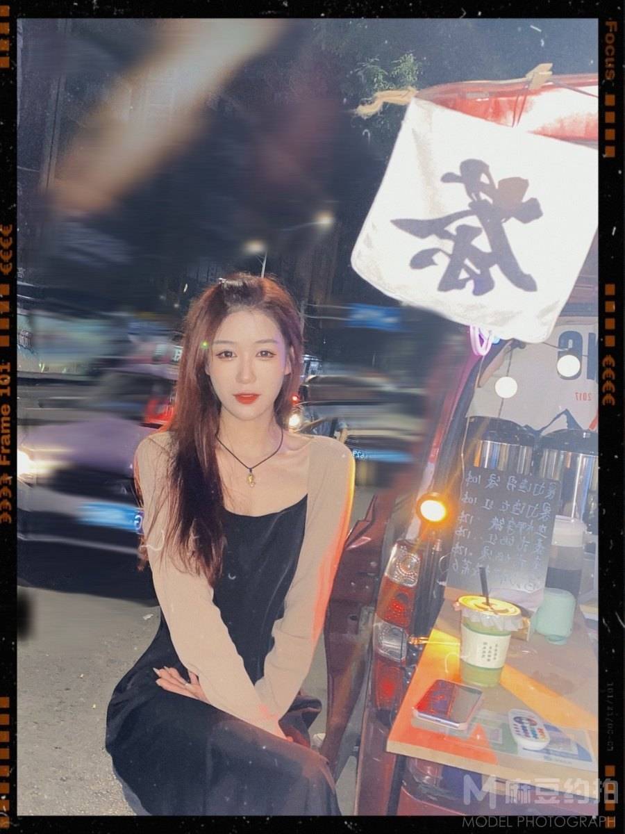夜景模特