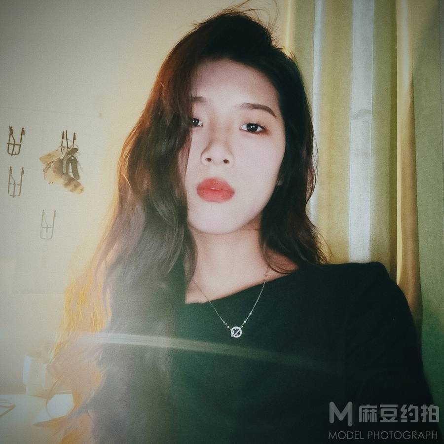 胶片模特