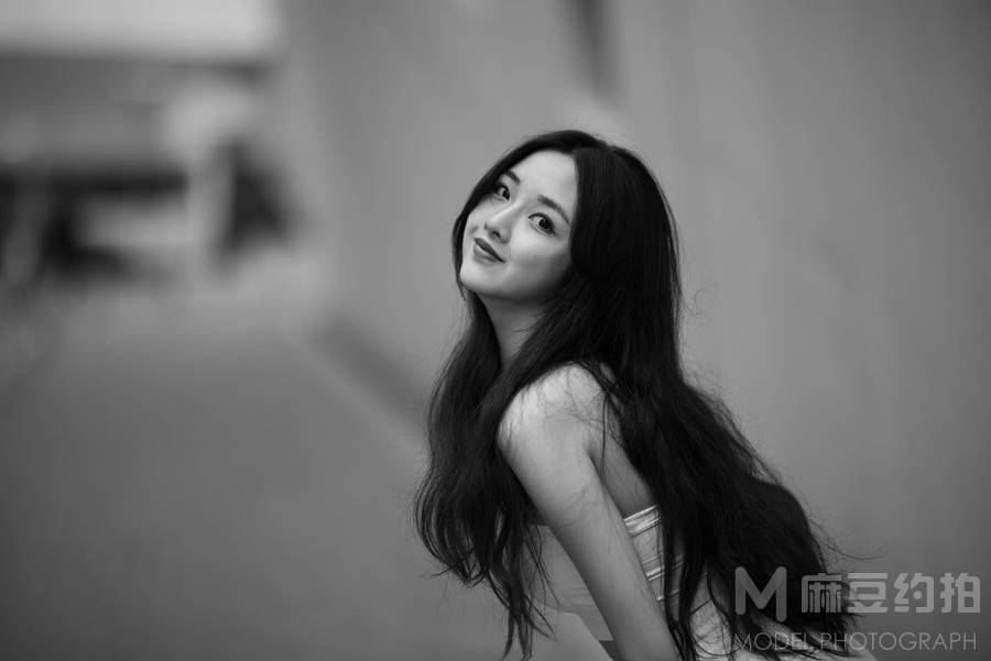 黑白模特