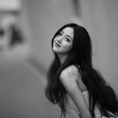 黑白模特