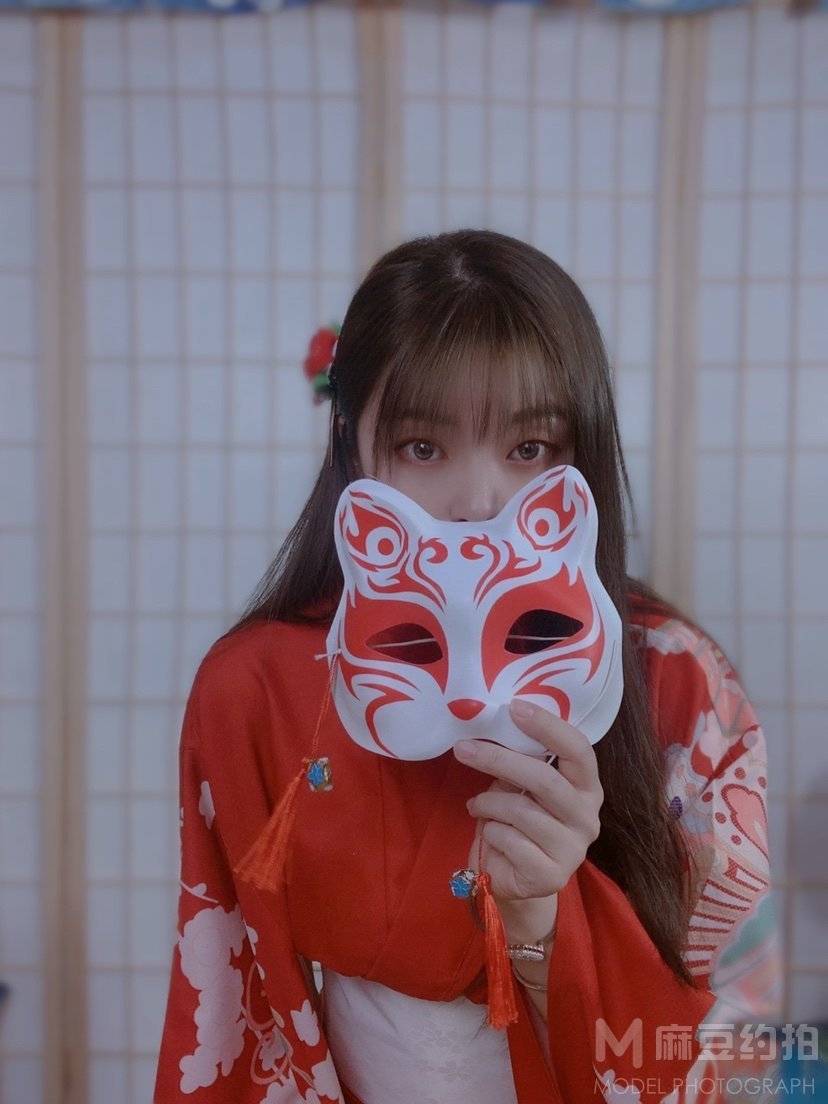 胶片模特