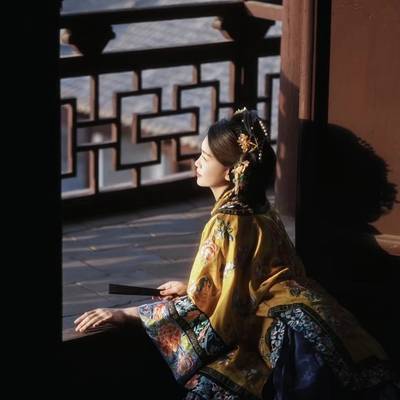 汉服模特
