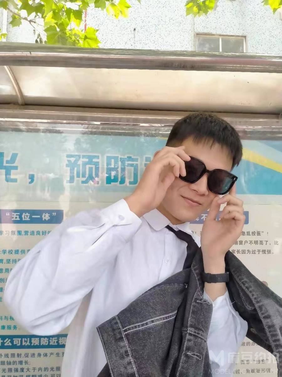 情侣模特