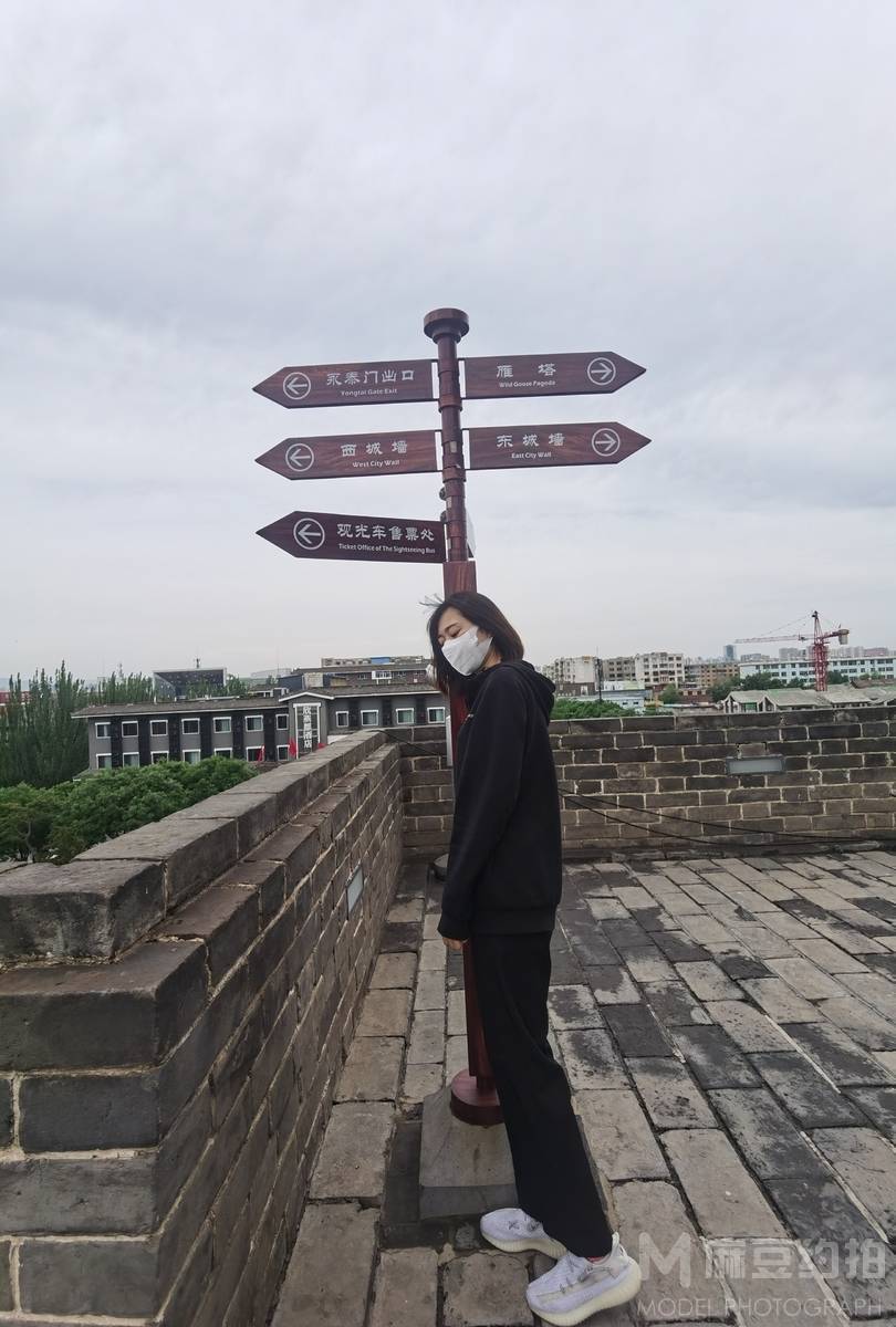 校园模特