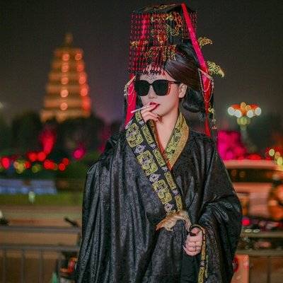 汉服模特