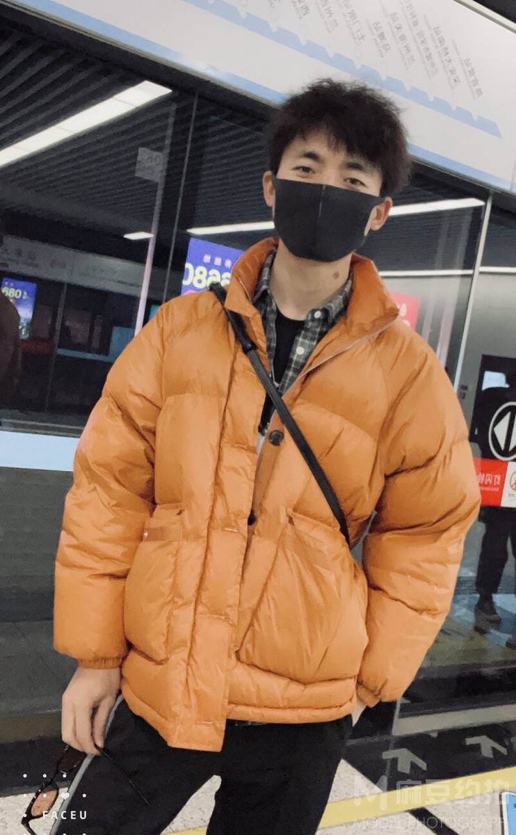 纪实模特