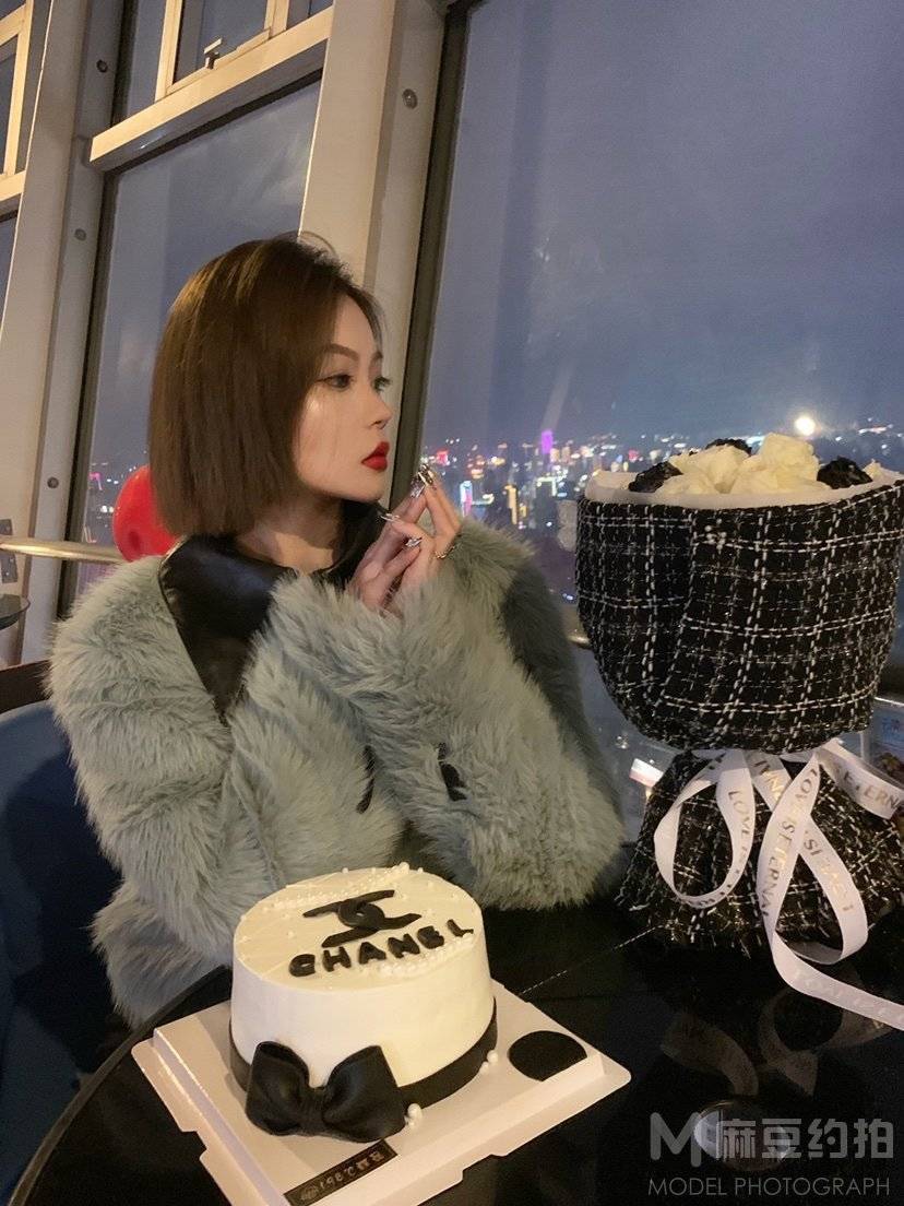 夜景模特