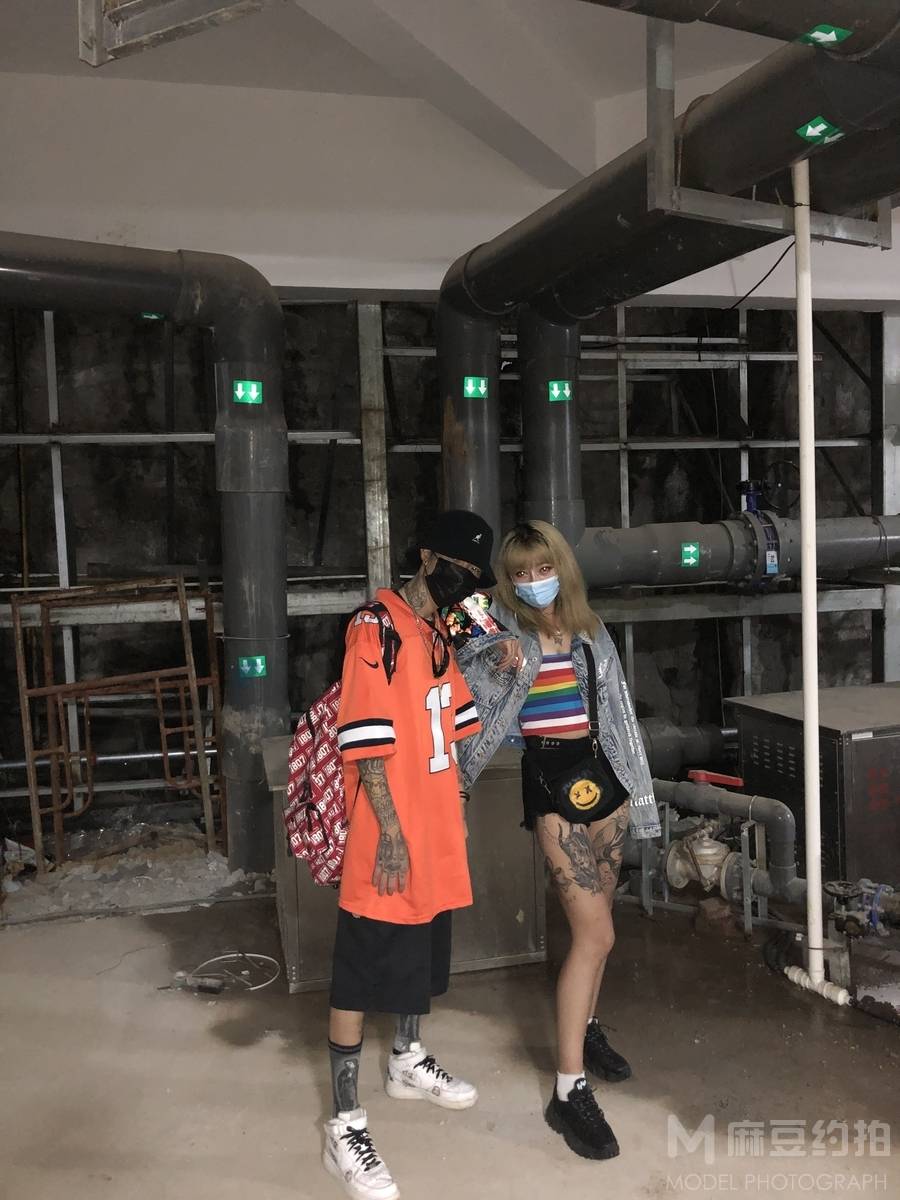 情侣模特