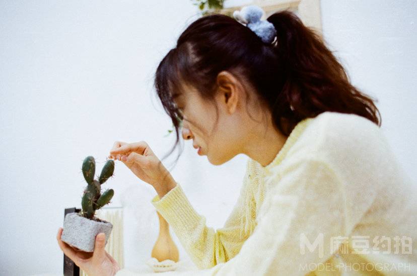 情绪模特