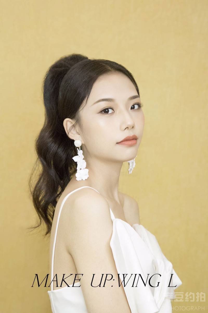 妆容模特