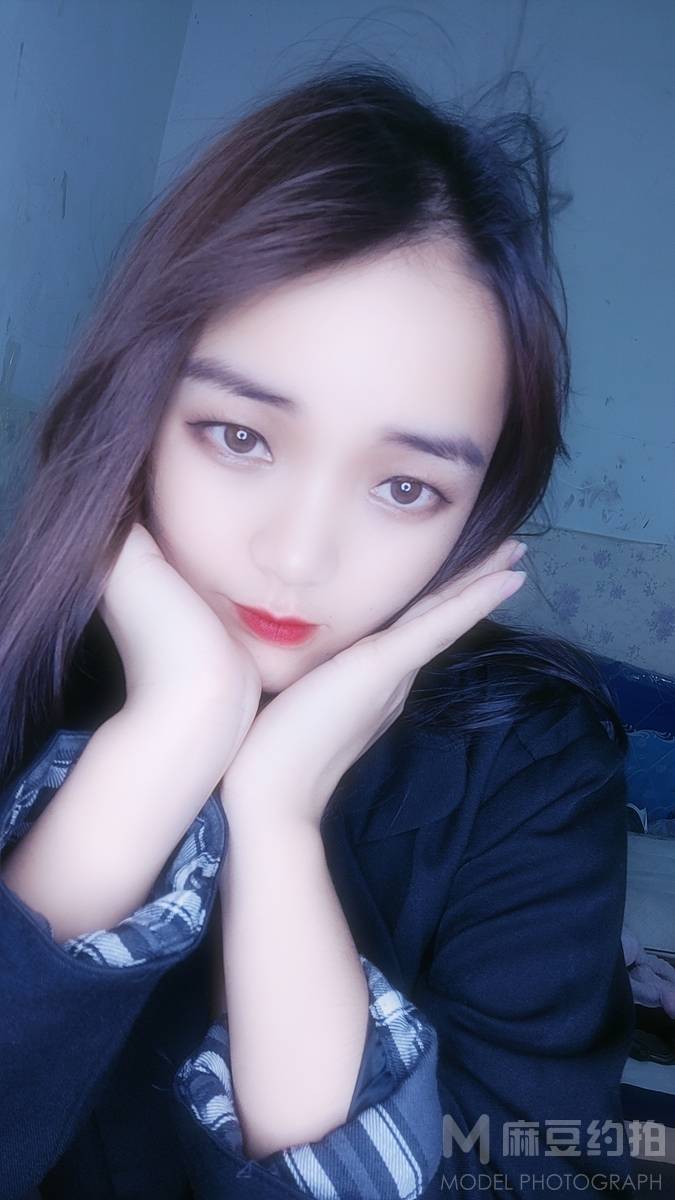 胶片模特