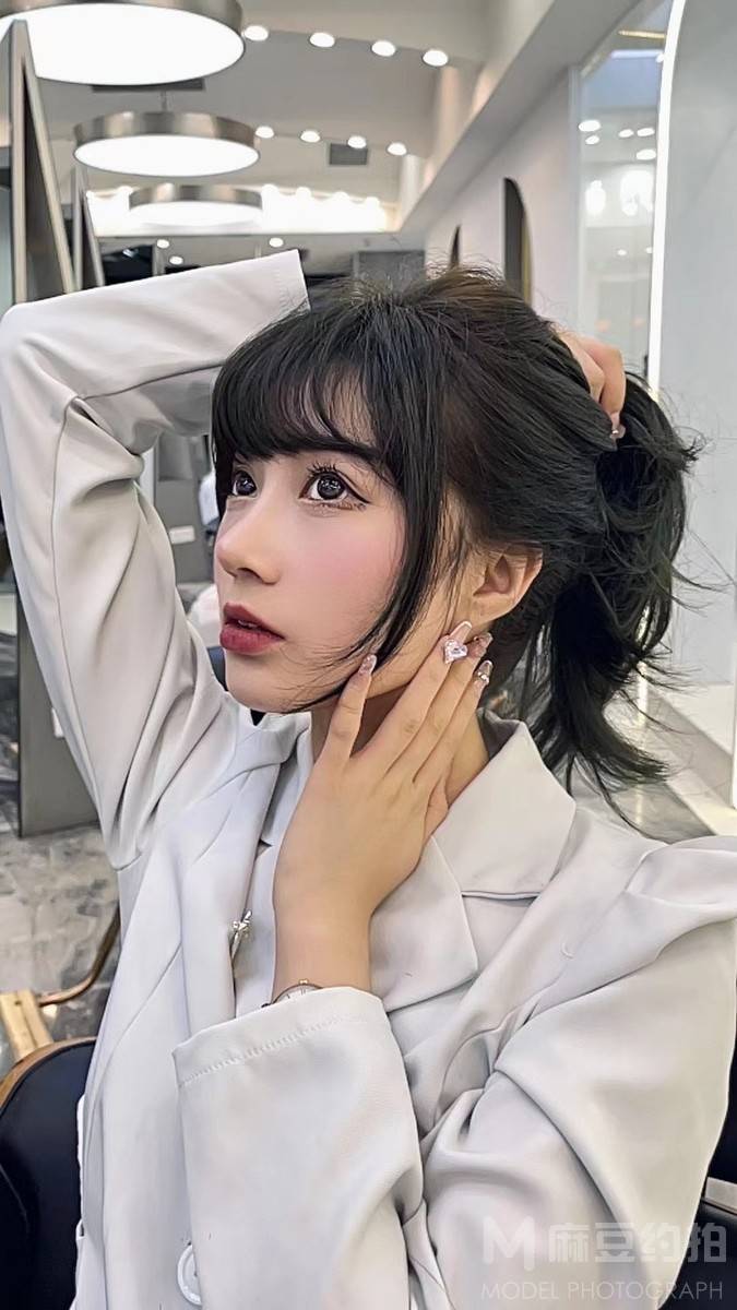 少女模特