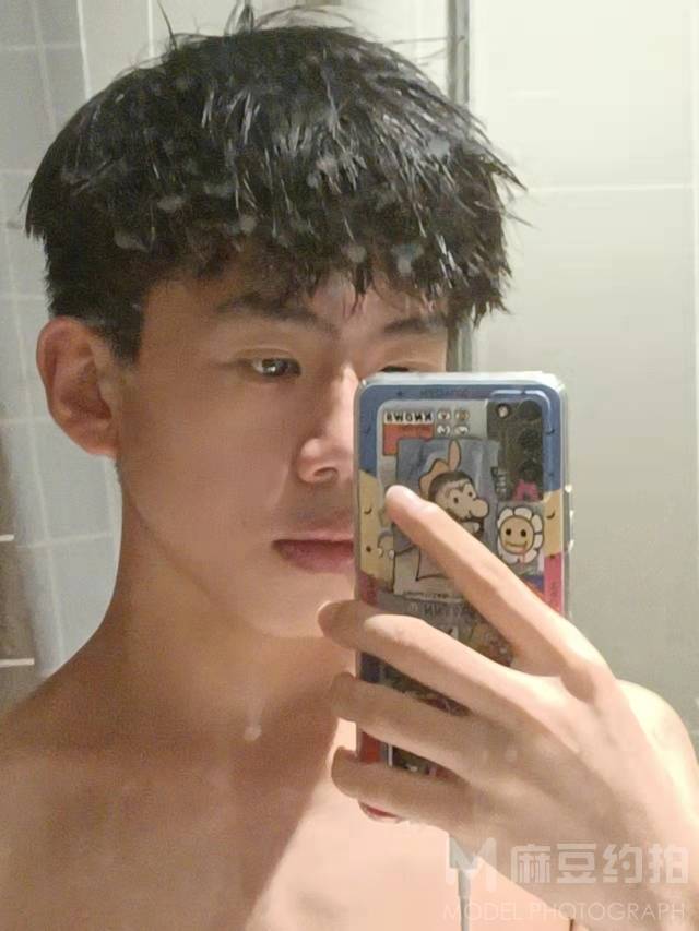 胶片模特