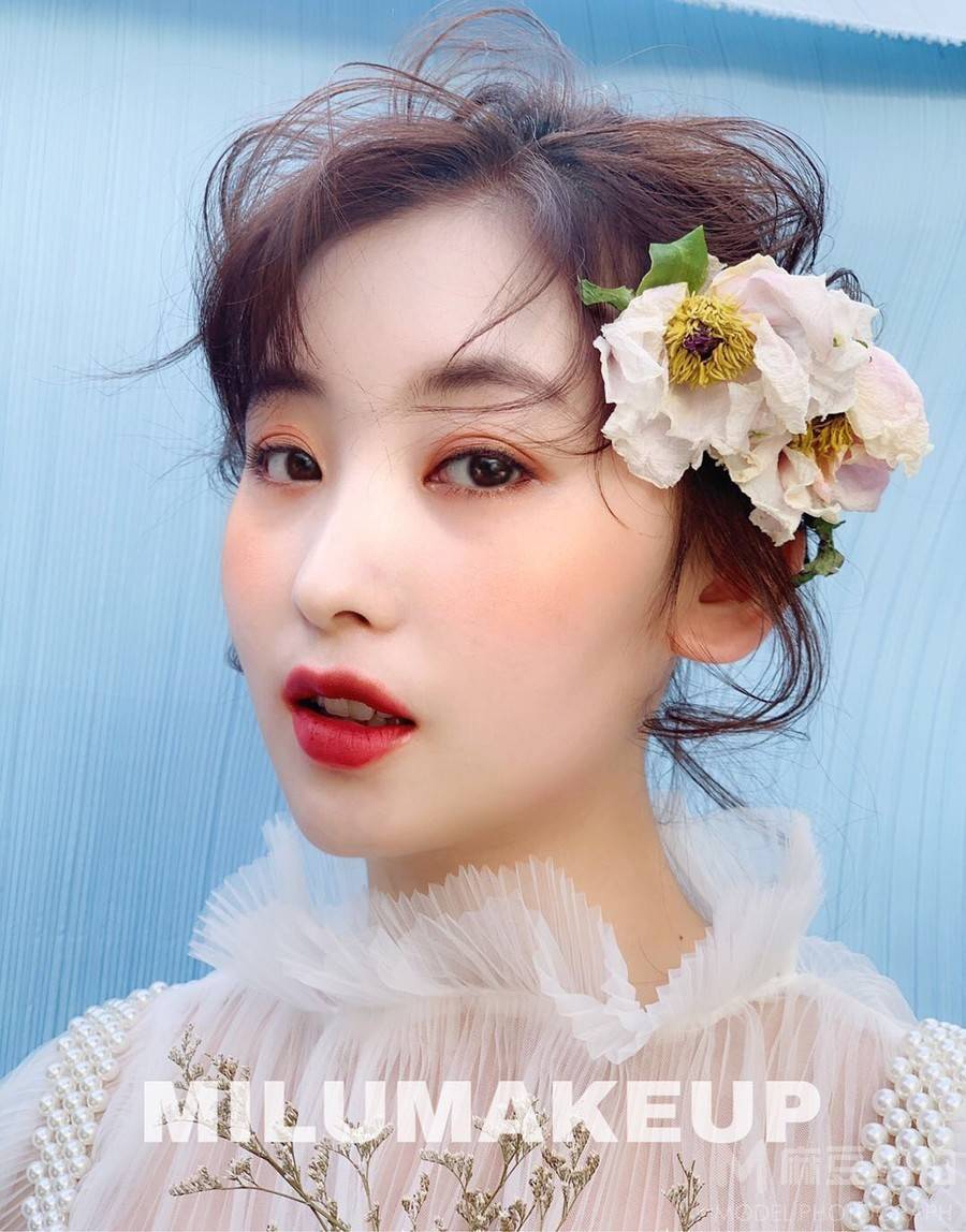 妆容模特
