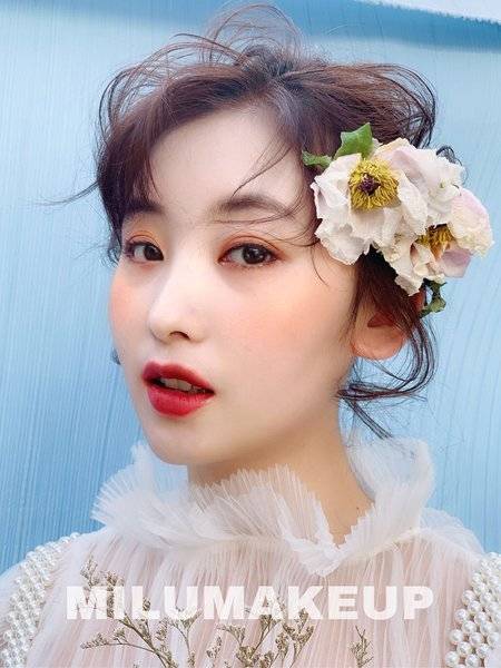 妆容模特