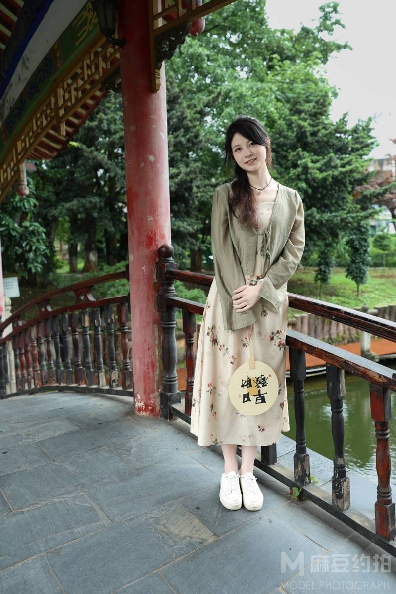 民国模特