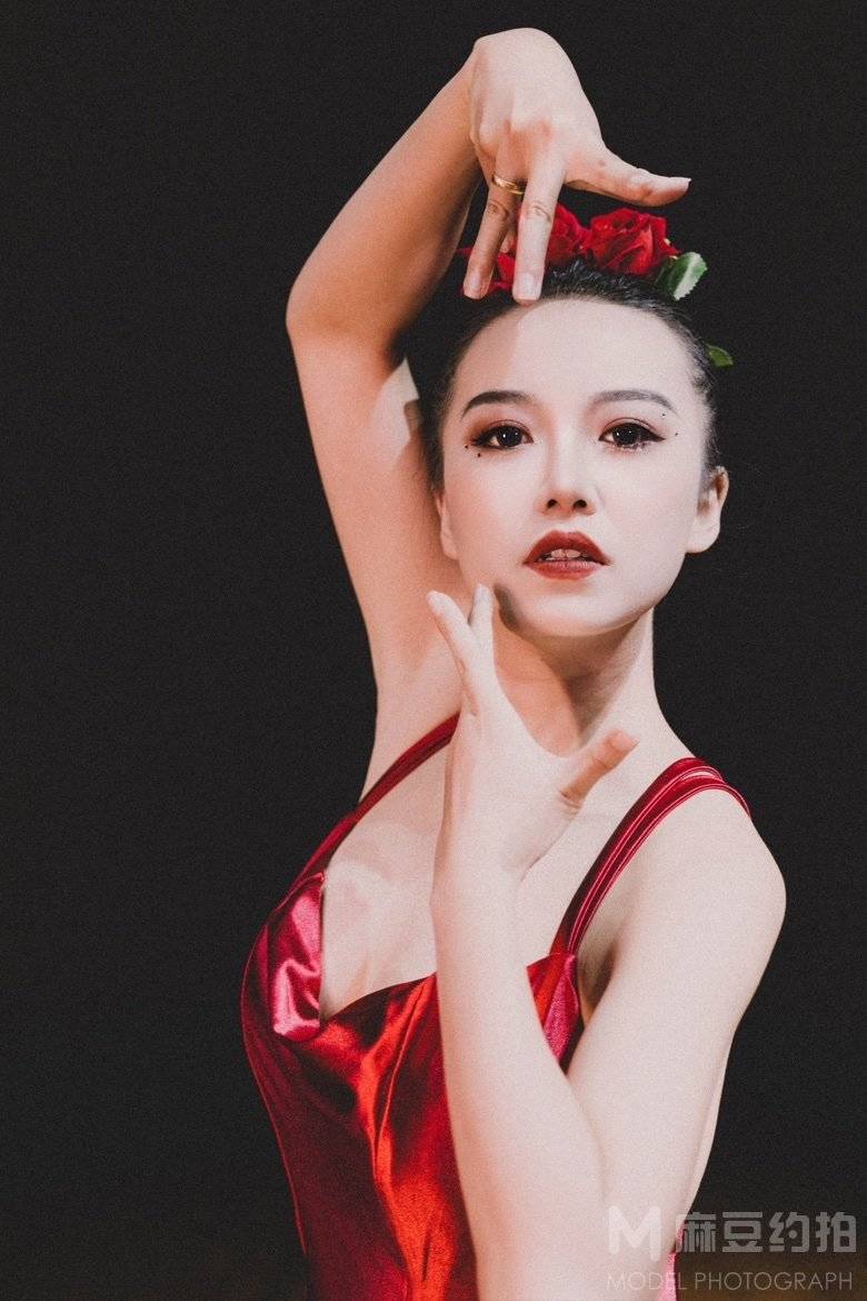 纪实模特