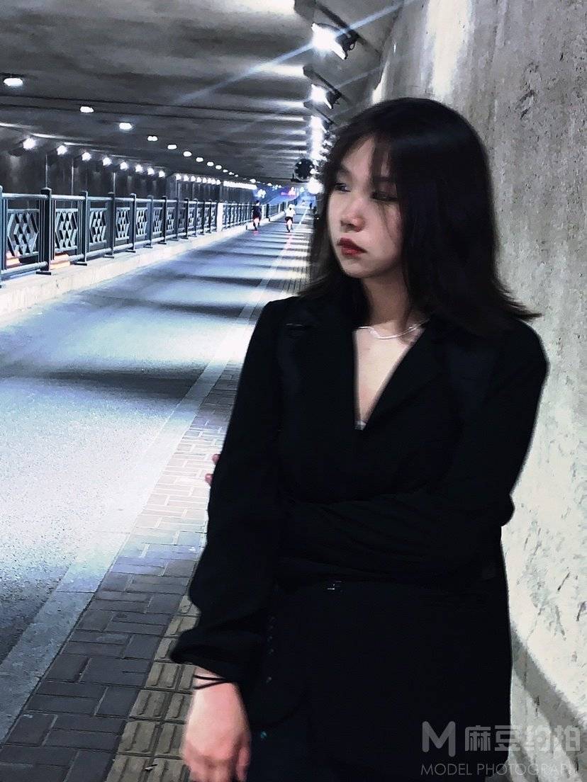 夜景模特