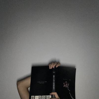 黑白模特