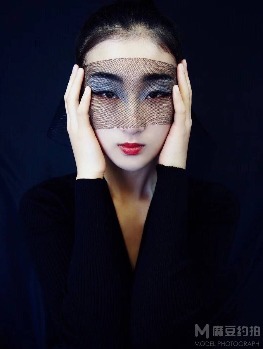 暗黑模特