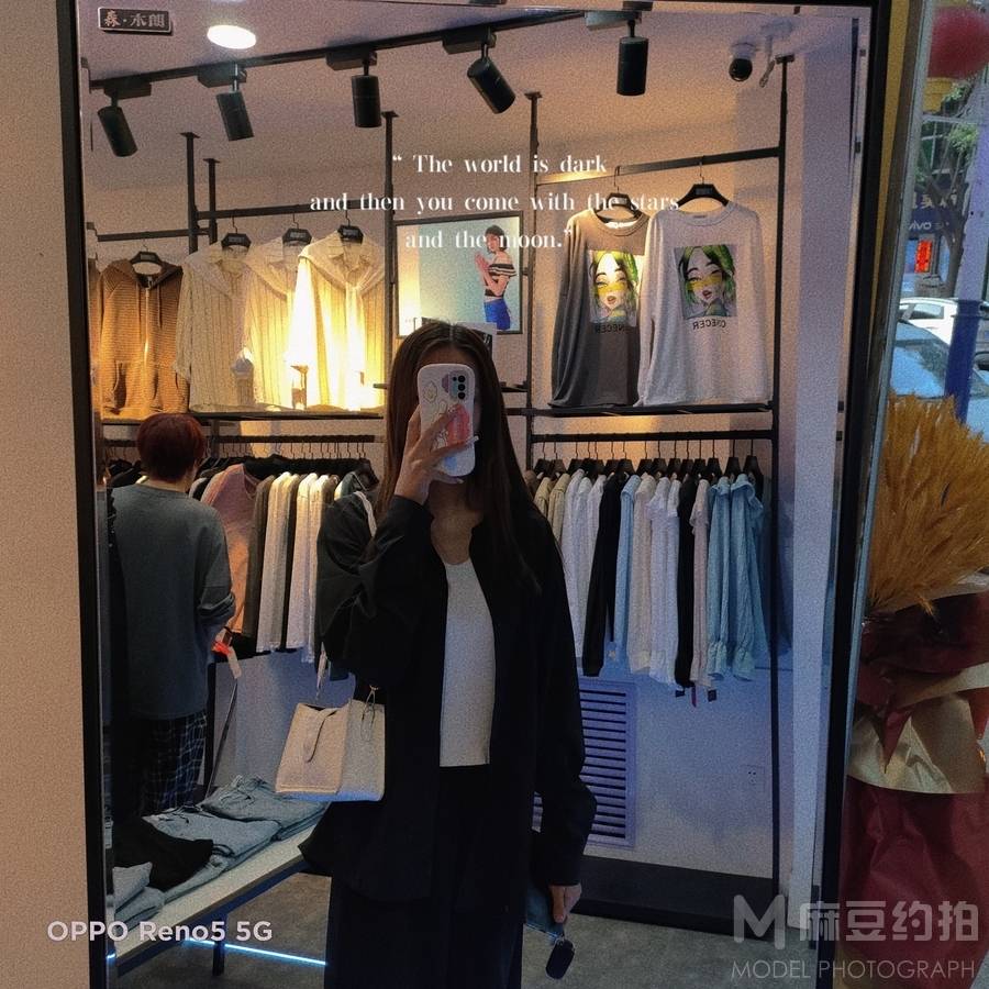 情侣模特