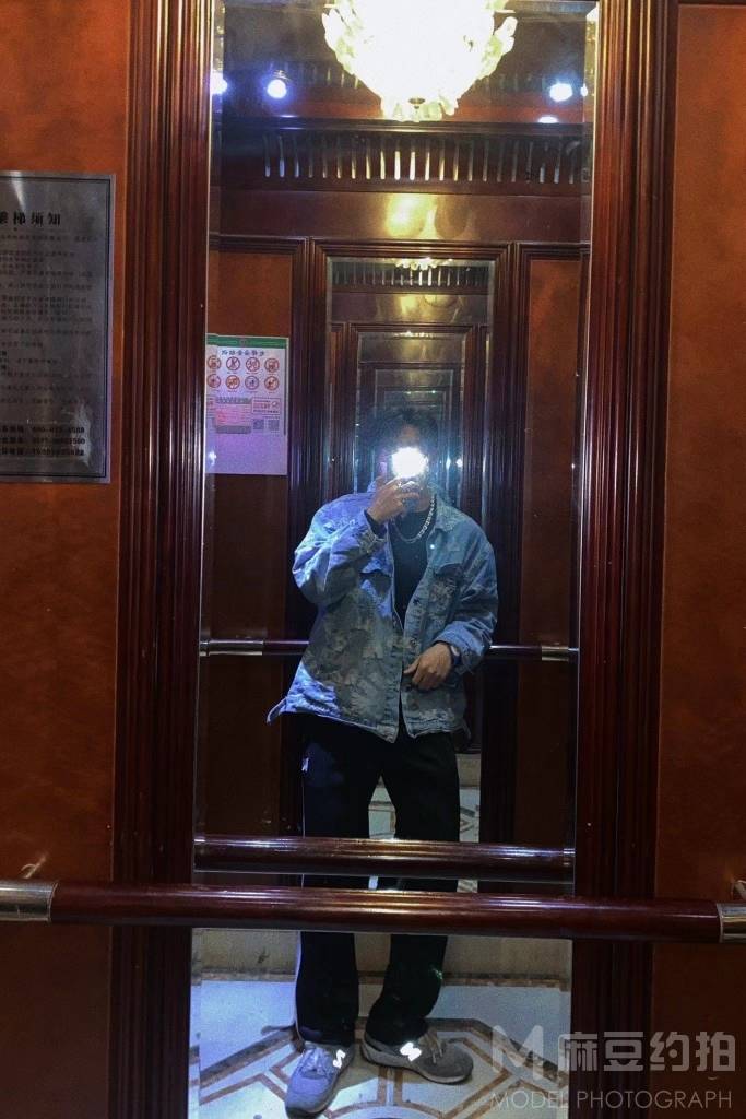 暗黑模特