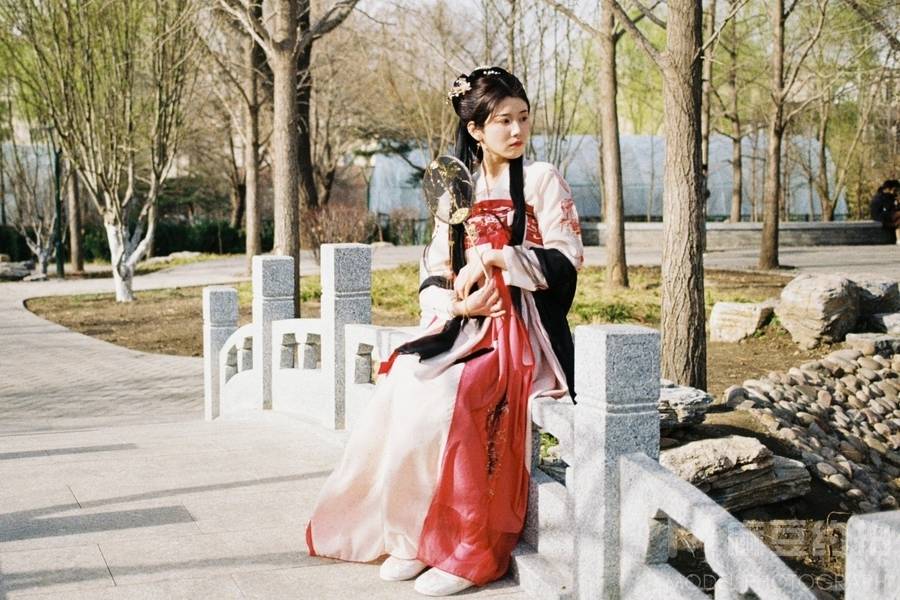 汉服模特