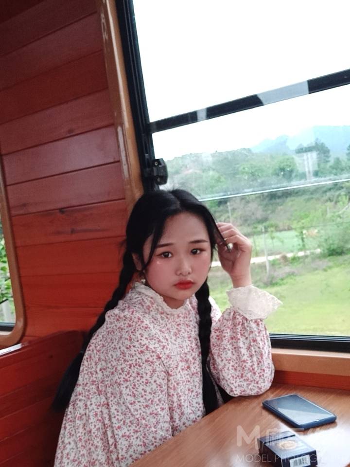 少女模特