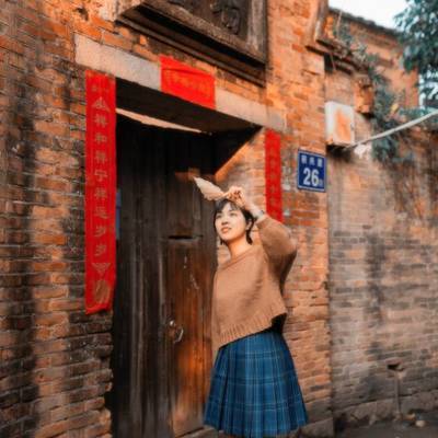 校园模特