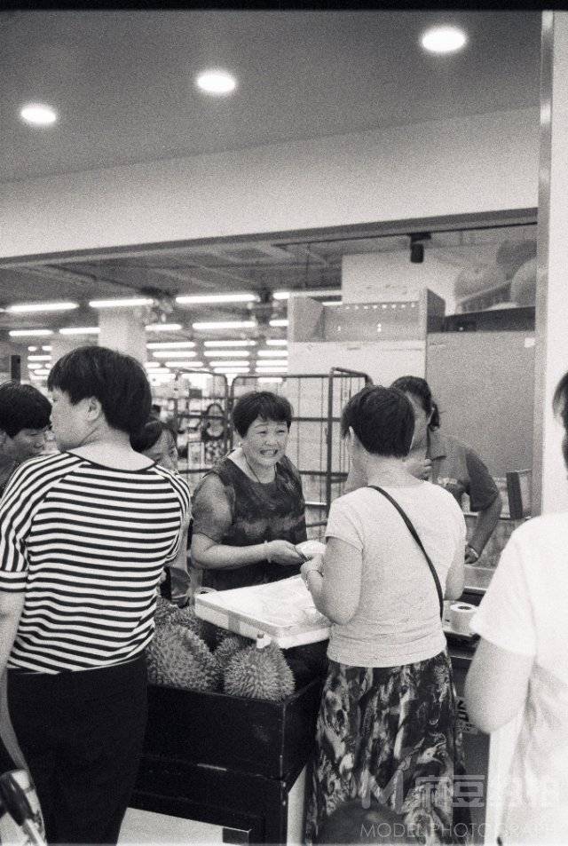 胶片模特