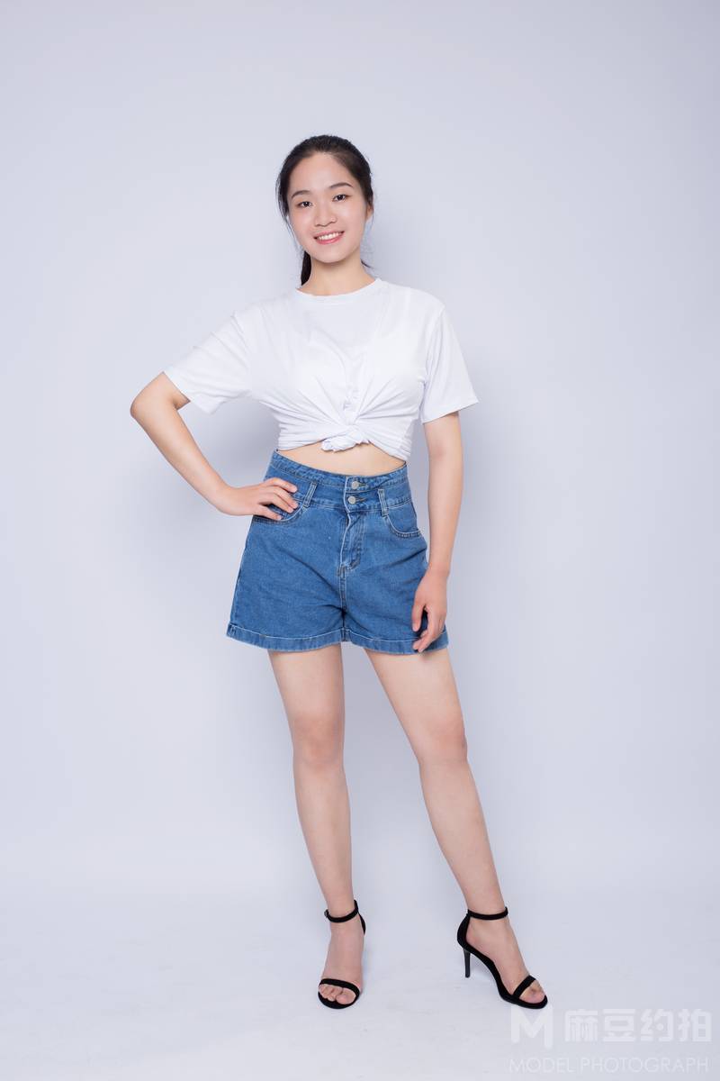 清新模特