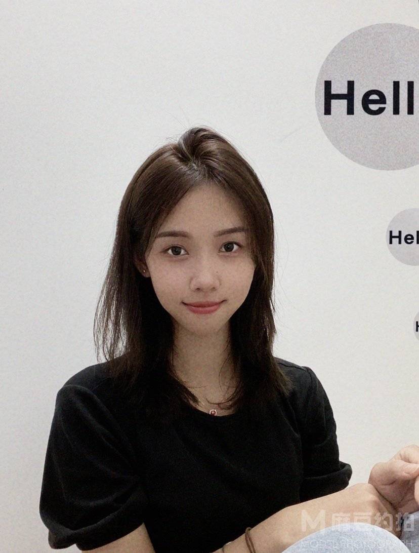 黑白模特