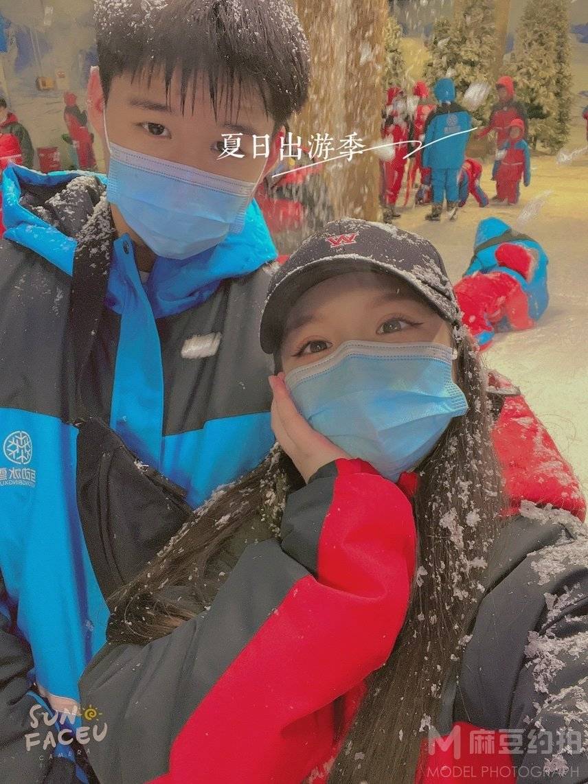 黑白模特