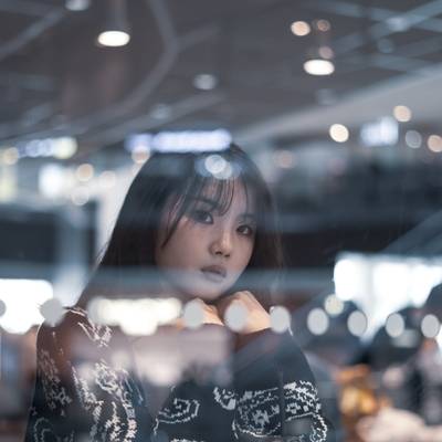 情绪模特