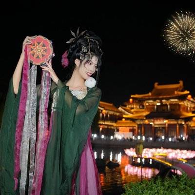 汉服模特