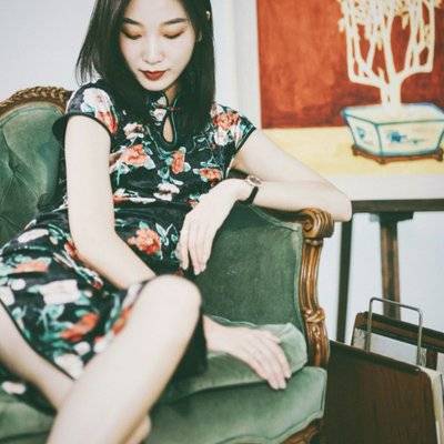 情绪模特