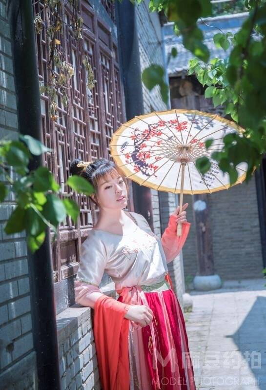 民国模特
