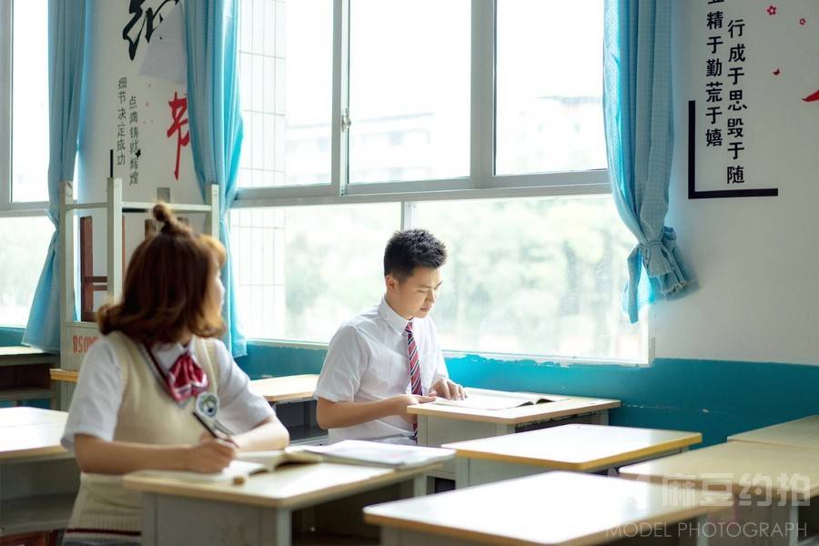 情侣模特