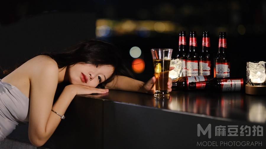 宝丽来模特