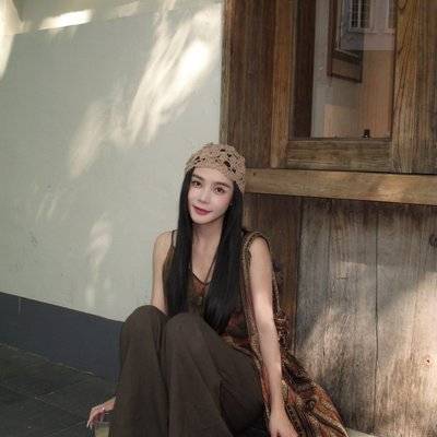 黑白模特