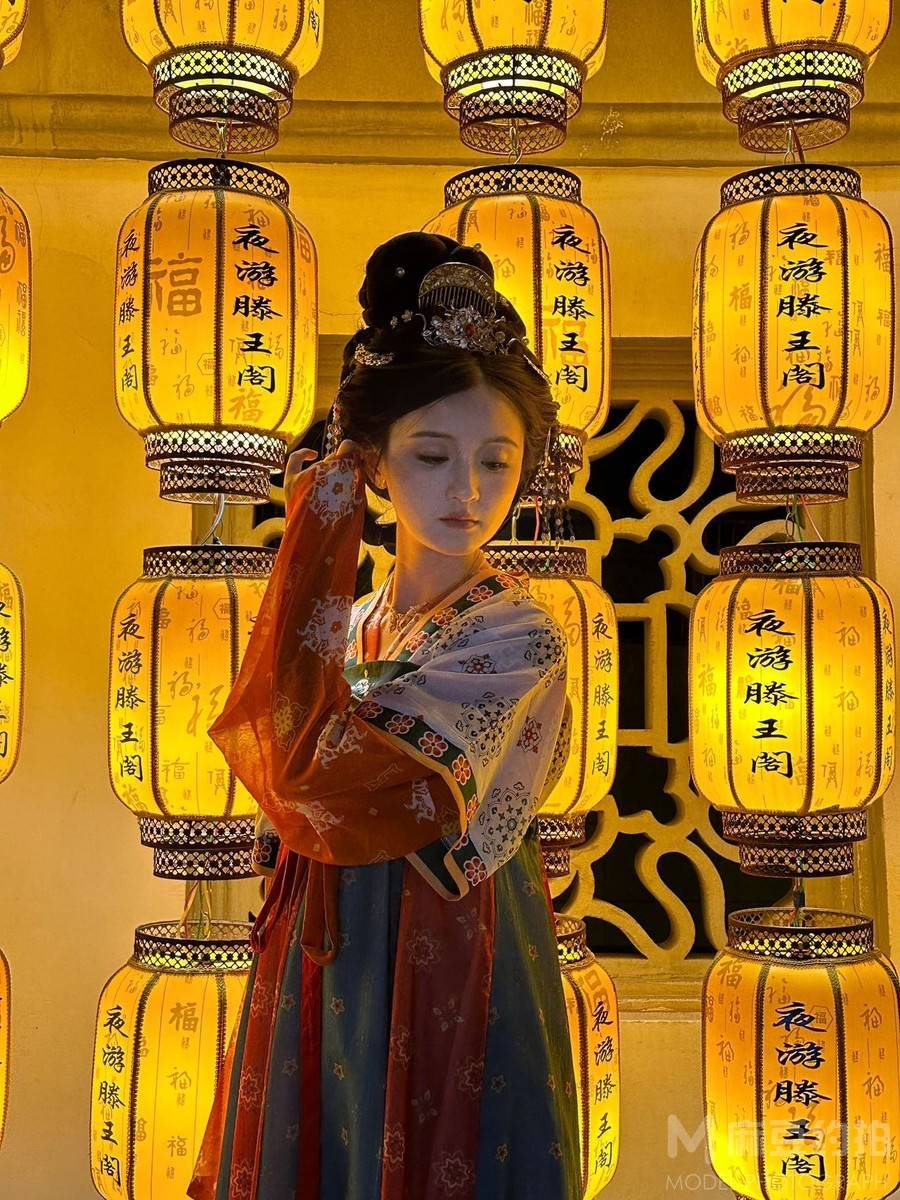 民国模特