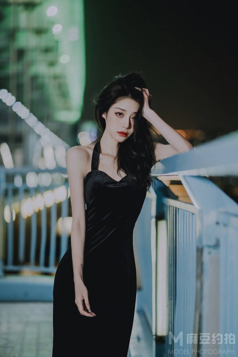 夜景模特