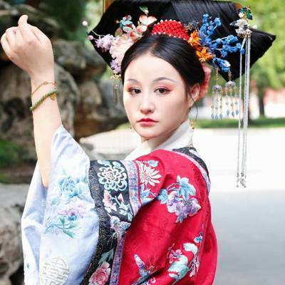 汉服模特