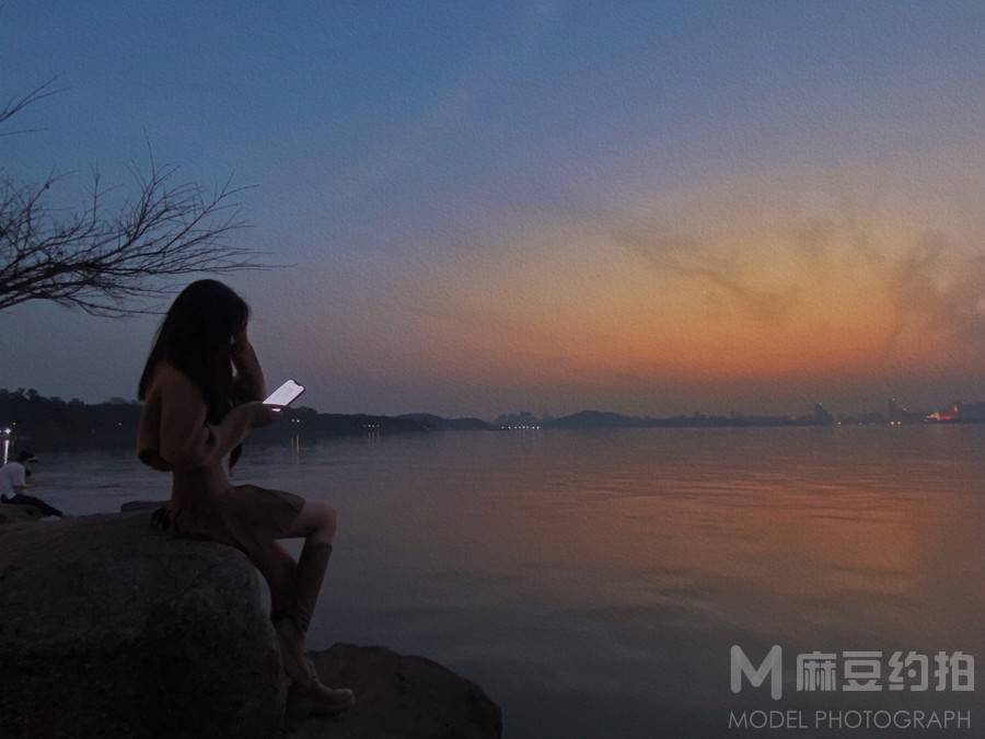 夜景模特