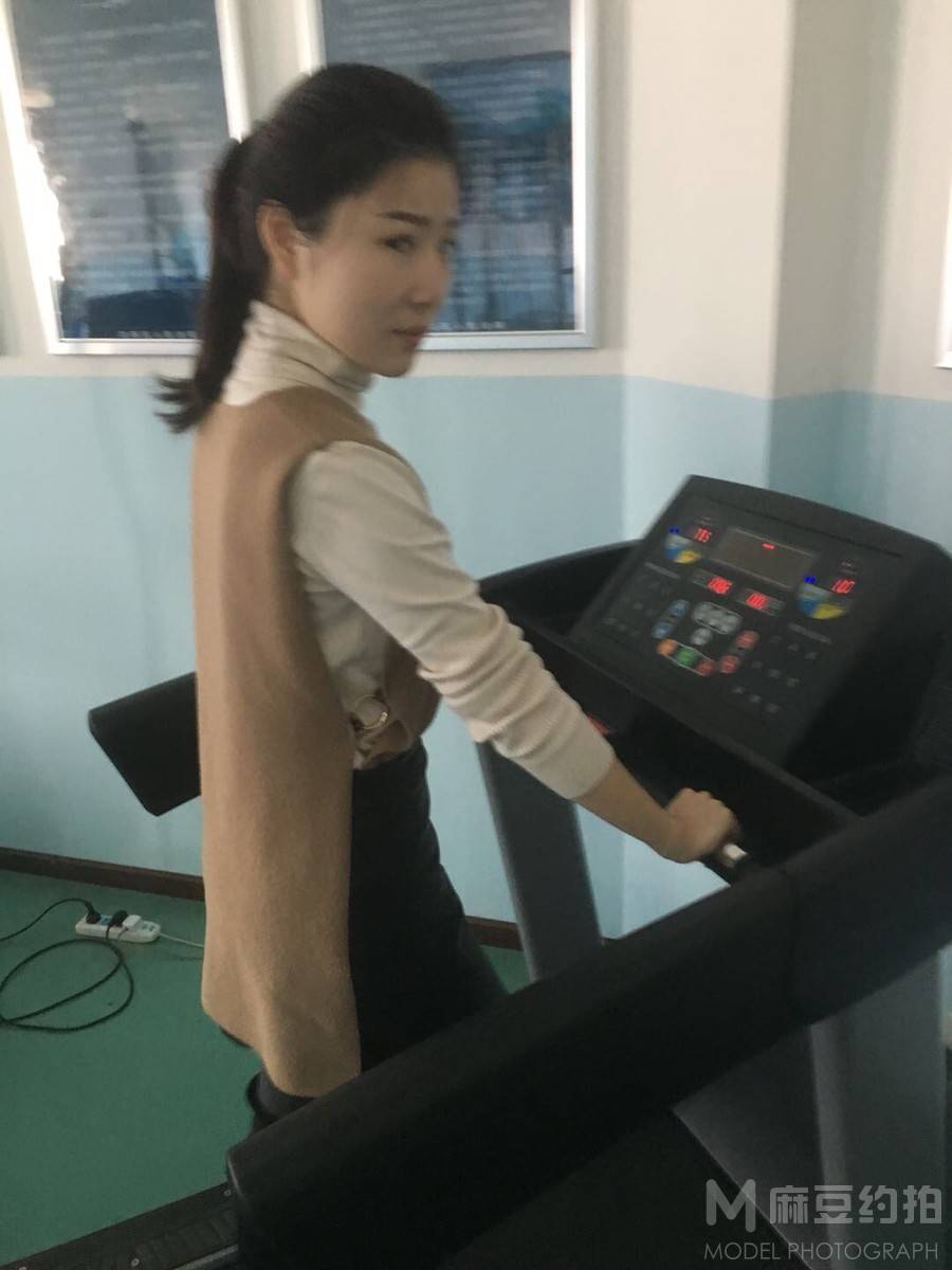 民国模特