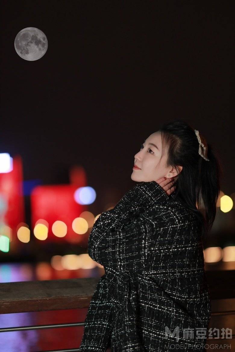 夜景模特