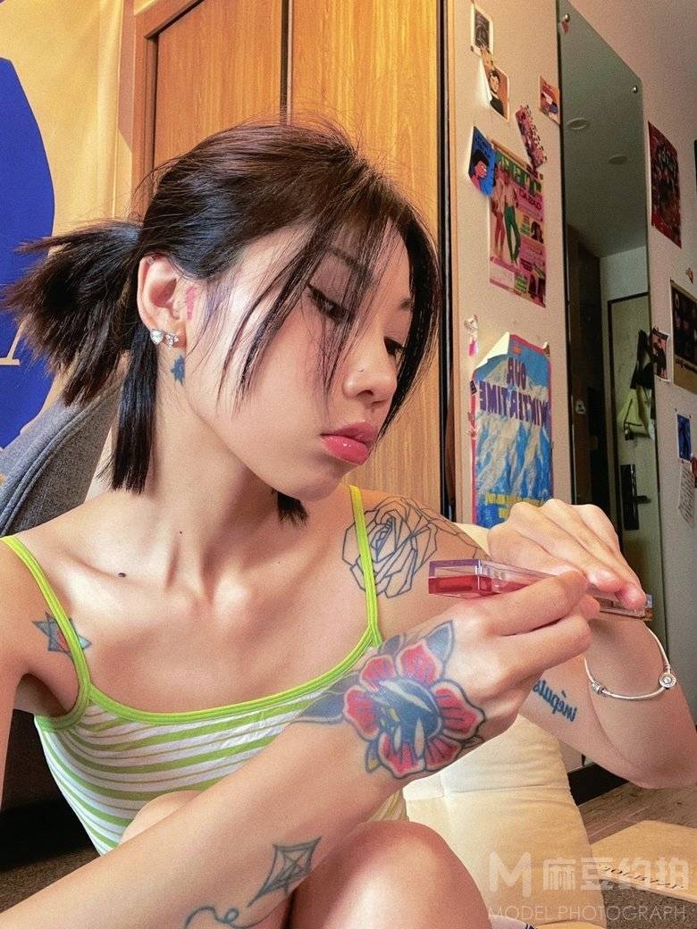 妆容模特