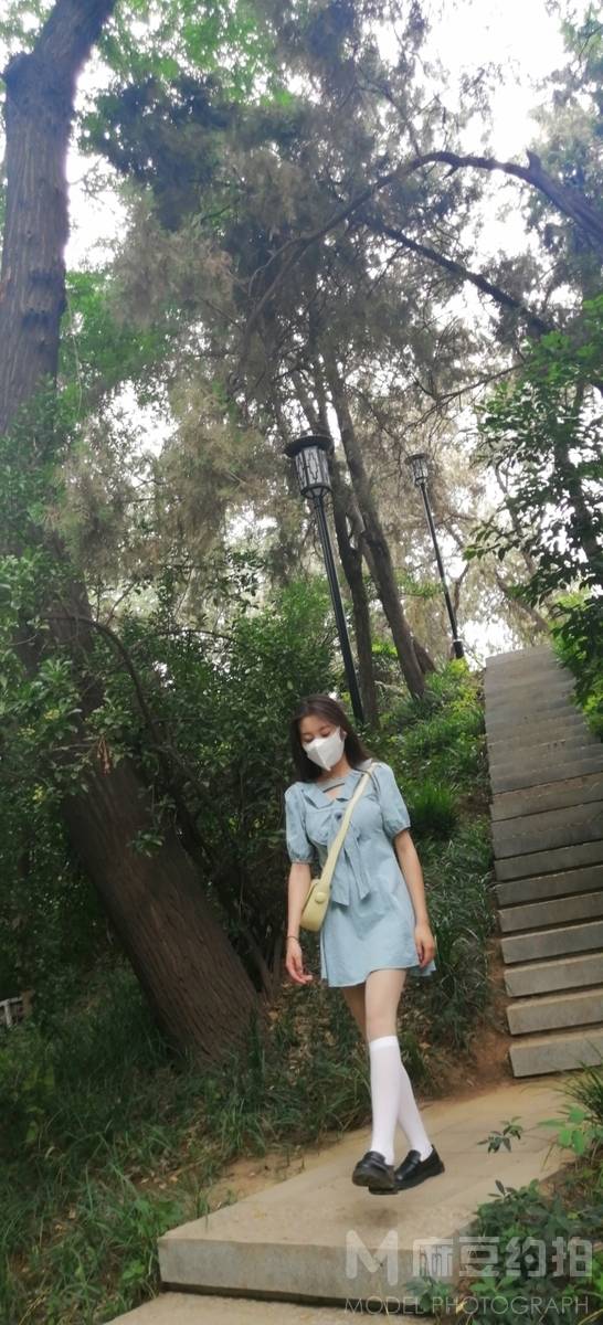 清新模特